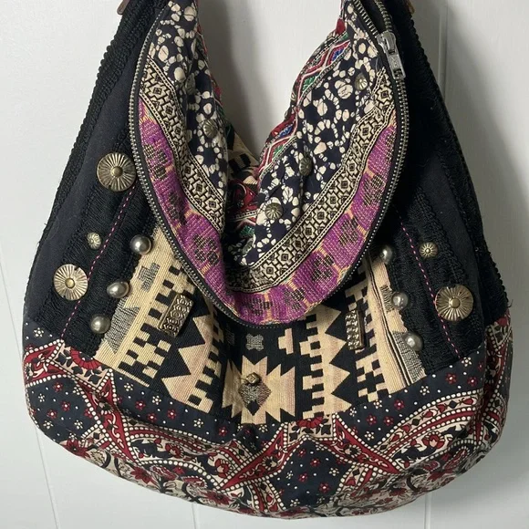 Free People Fold Over Studded Boho Chic Tote Bag Tapestry Rug Bag - Picture 2 of 11